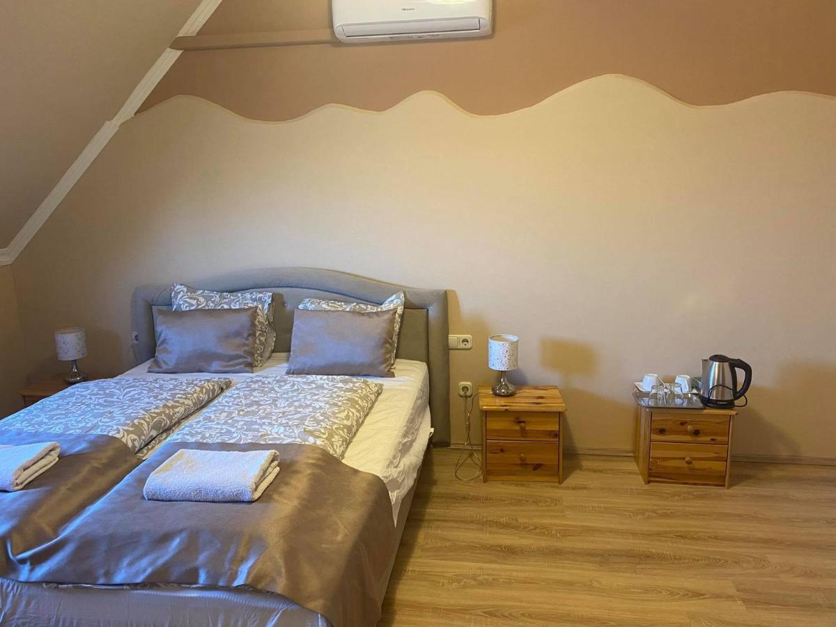 Bed and Breakfast La Curia Panzio Dunaszeg Экстерьер фото