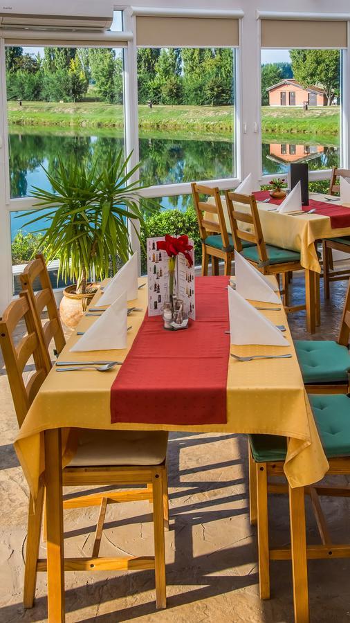 Bed and Breakfast La Curia Panzio Dunaszeg Экстерьер фото
