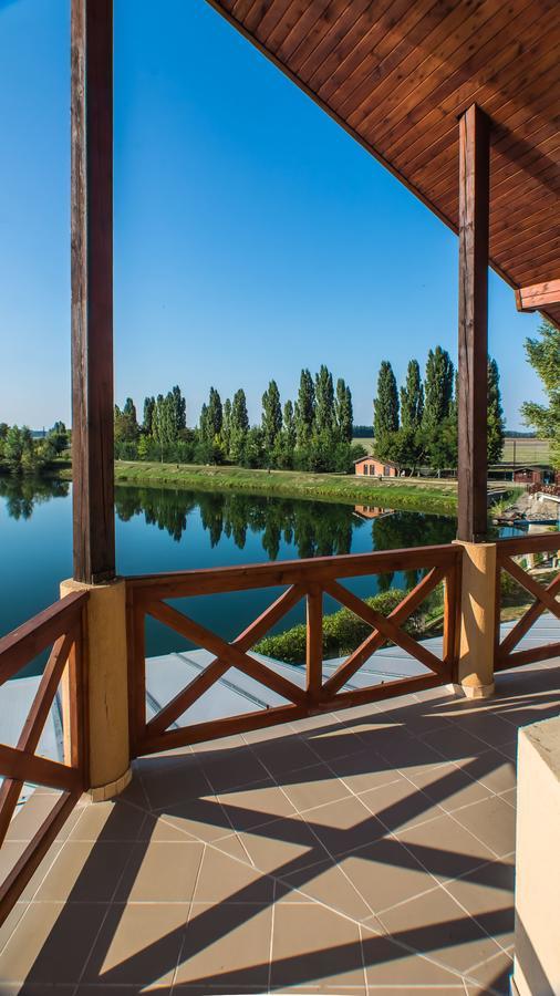 Bed and Breakfast La Curia Panzio Dunaszeg Экстерьер фото